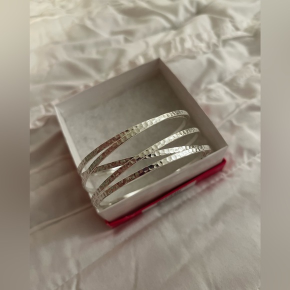 Premier Designs beveled silver linked bangle Illusion bracelet - Picture 5 of 10
